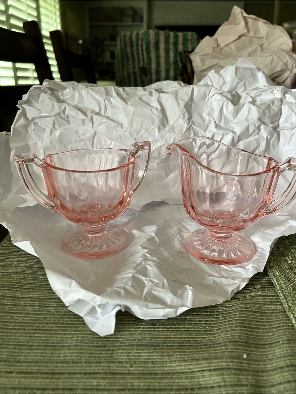 Anchor Hocking Pink Glass Creamer and Sugar Set
